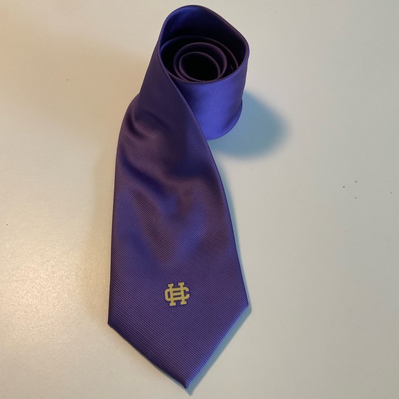 Catholic High, LR, AR, Tie & Belt, Tie-Class of 1999 purple 59” x 3”, Belt-Sz 32 - Picture 13 of 16